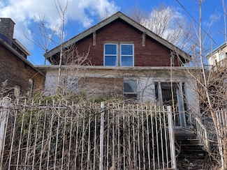 7310 S Kingston Ave, Chicago, IL 60649