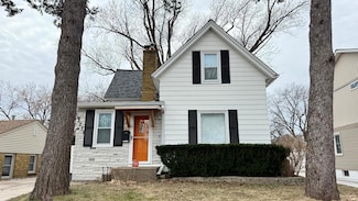3237 Drew Ave N, Robbinsdale, MN 55422