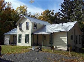 521 N Water St, Hart, MI 49420