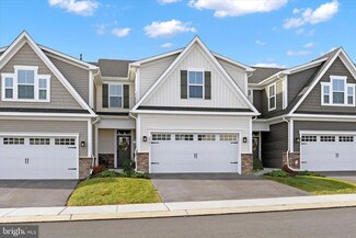 2341 Caroline Ln, Lower Paxton Township, PA 17112