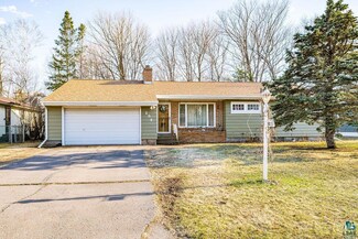 208 Boulder Dr, Cloquet, MN 55720