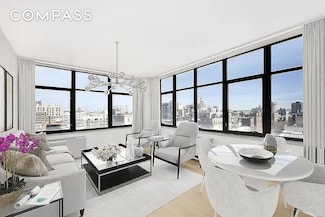 424 Bedford Ave Unit 19B, Brooklyn, NY 11249