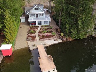 240 E Benson Lake Dr, Grapeview, WA 98546