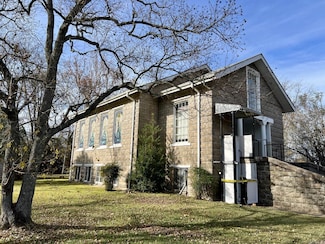 118 S Church St Unit 120, Parkdale, AR 71661