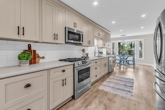 1541 Hutton Place, Charleston, SC 29407