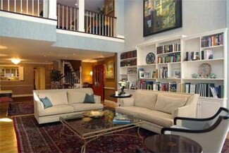 300 Boylston St Unit 605, Boston, MA 02116