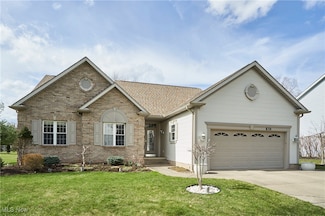 830 Village Pkwy, Fairlawn, OH 44333