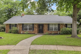 9747 Lanward Cir, Dallas, TX 75238