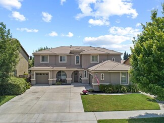 2402 N Leila St, Visalia, CA 93291