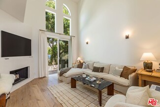 6485 Zuma View Place Unit 102, Malibu, CA 90265