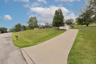 1330 Rolling Hills Loop, Council Bluffs, IA 51503