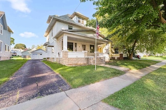222 Henry St, Beaver Dam, WI 53916