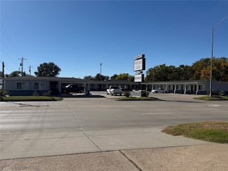 304 E Pancake Blvd, Liberal, KS 67901