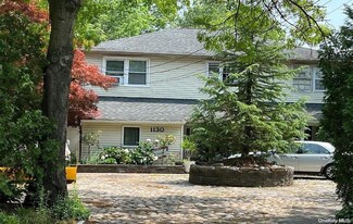 1130 Carlls Straight Path, Dix Hills, NY 11746