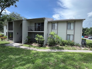 2688 Pine Ridge Way N Unit B1, Palm Harbor, FL 34684