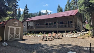 578 Hatch Rd, Cascade, ID 83611