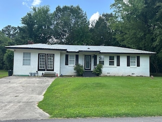 1406 Pike Ave, Phil Campbell, AL 35581