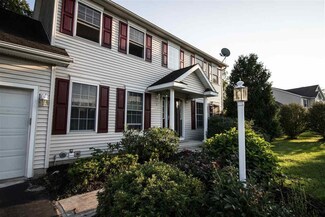30 Sandpiper Ln, Rexford, NY 12148