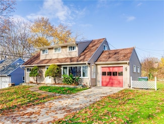 1421 Silver Lake Ave, Cuyahoga Falls, OH 44223