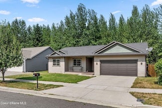 1301 Honeysuckle Ave, Sandpoint, ID 83864