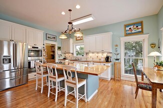 606 W Beach Ct, Folly Beach, SC 29439