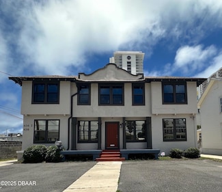 436 N Grandview Ave, Daytona Beach, FL 32118