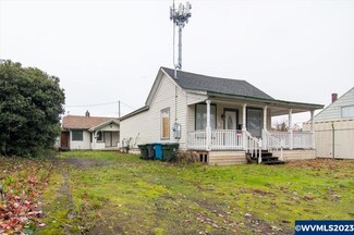 1853 Commercial St NE, Salem, OR 97301