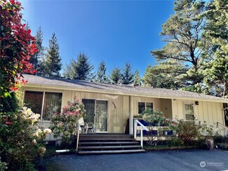 1530 S Hoquiam Ln, Hoquiam, WA 98550