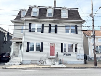 424 High St, Cumberland, RI 02864