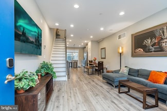 2525 N Hancock St, Philadelphia, PA 19133