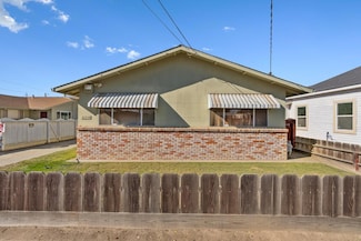 217 8th St, Gonzales, CA 93926