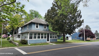 265 Summit Ave, Island Heights, NJ 08732