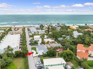 12 Adams Rd, Boynton Beach, FL 33435