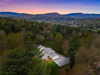 62 Winterbird Rd, Stowe, VT 05672