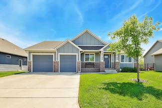 5102 N Delaware St, Wichita, KS 67204