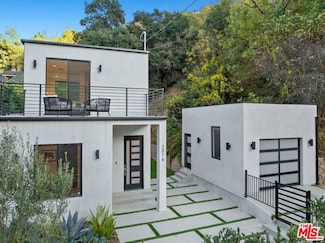 2016 Stanley Hills Dr, Los Angeles, CA 90046