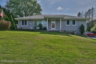 14007 Spring Dr, Clarks Summit, PA 18411