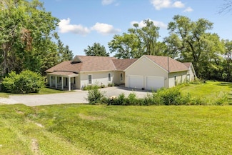 32927 185th St, Missouri Valley, IA 51555