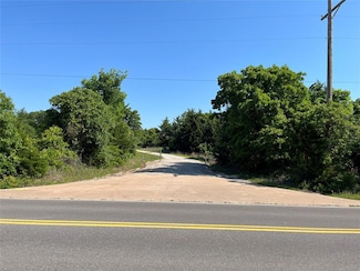6725 E Coffee Creek Rd, Edmond, OK 73034