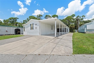 215 Shrub Ln N, North Fort Myers, FL 33917
