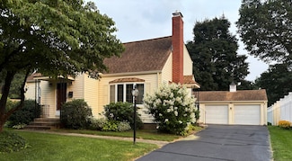 51 Wood Dr, East Hartford, CT 06108