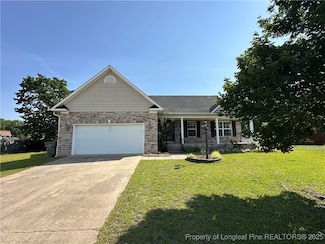 1404 War Admiral Ct, Parkton, NC 28371