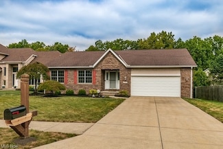 38195 Drury Ln, Willoughby, OH 44094