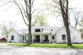12075 Oakmont Dr, Conneaut Lake, PA 16316