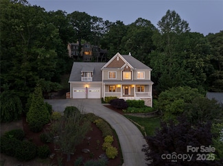 22 Rosebay Ln, Asheville, NC 28803