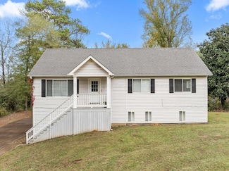 1283 Summerville Rd, Jasper, AL 35504