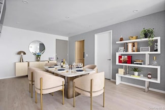 40-22 61st St Unit 3E, Flushing, NY 11377