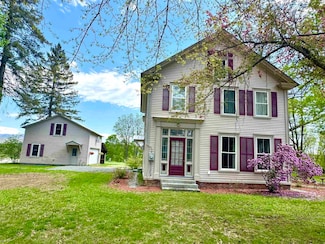 4937 Main St S, Newbury, VT 05051