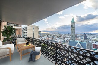 10 Huron Ave Unit 12H, Jersey City, NJ 07306