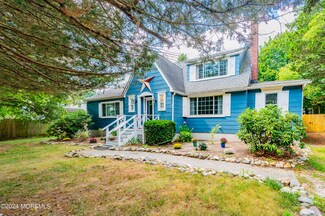 504 Cedar St, Tuckerton, NJ 08087